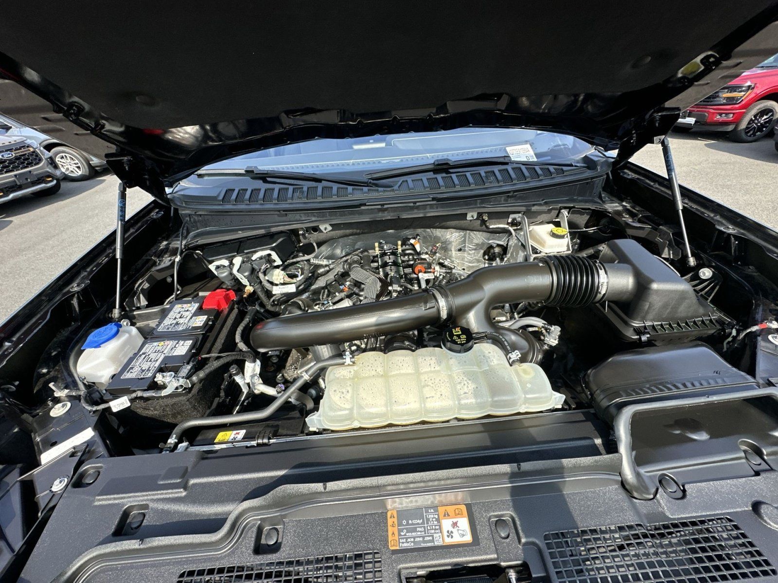Certified 2025 Ford Expedition Tremor AWD/4WD image 30