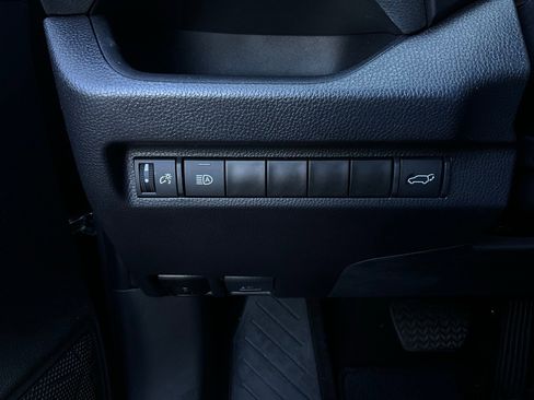 Used 2024 Toyota RAV4 XLE Premium image 23