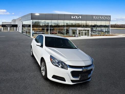 Used 2014 Chevrolet Malibu LT w/ Power Convenience Package FWD image 9