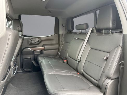 Used 2021 GMC Sierra 1500 SLT image 30