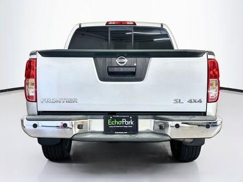 Used 2018 Nissan Frontier SL AWD/4WD image 7
