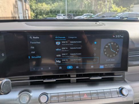 Certified 2024 Hyundai Kona SE AWD/4WD image 21