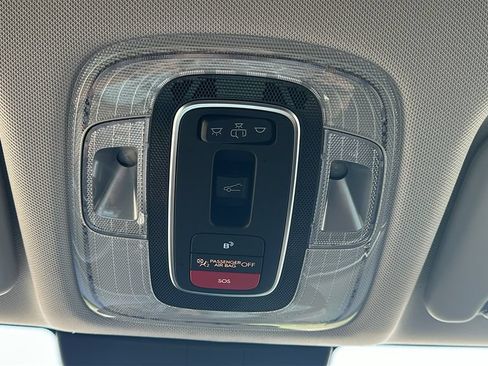 Certified 2024 Hyundai Kona Limited AWD/4WD image 30