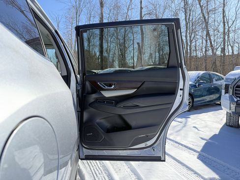 Used 2022 Subaru Ascent Touring image 37