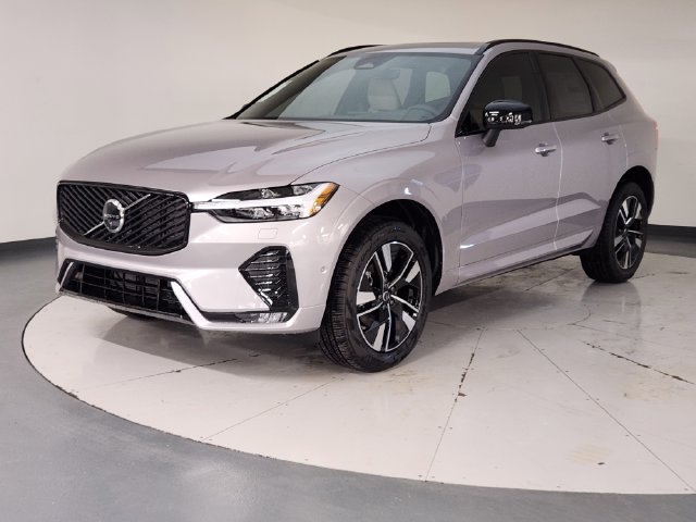 Used 2026 Volvo XC60 B5 Plus w/ Protection Package Premier AWD/4WD image 1