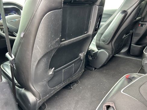 Used 2020 Chrysler Pacifica Limited w/ Advanced Safetytec Group image 14