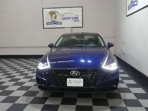 Used 2020 Hyundai Sonata Limited w/ Cargo Package FWD image 2