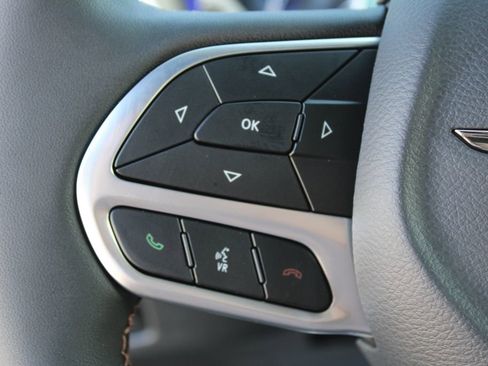 New 2026 Chrysler Pacifica Pinnacle image 30