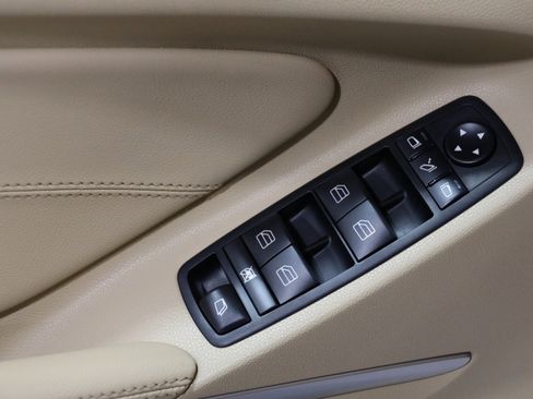 Used 2012 Mercedes-Benz GL 450 4MATIC w/ Premium 2 Pkg image 67