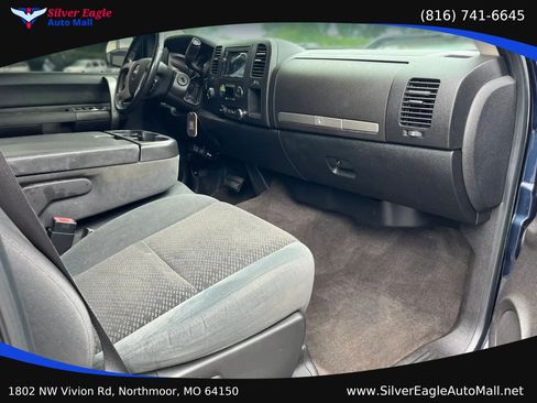 Used 2008 GMC Sierra 1500 SLE w/ Power Pack Plus AWD/4WD image 7