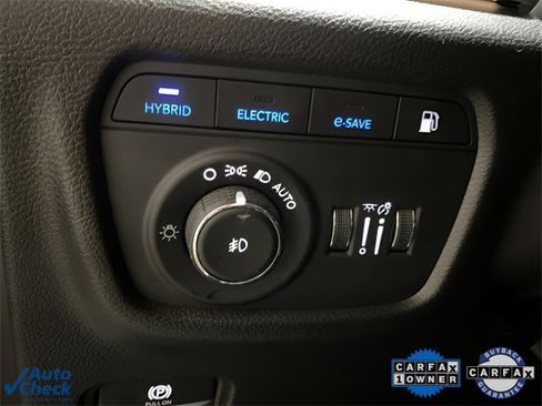 Used 2022 Jeep Grand Cherokee Limited 4xe image 31