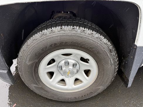 Used 2017 Chevrolet Silverado 1500 W/T w/ Trailering Package image 15