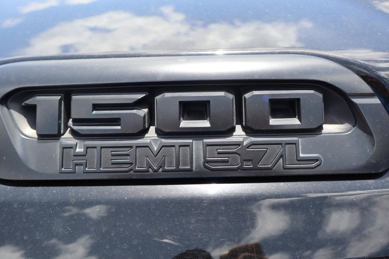 Used 2019 RAM 1500 Big Horn AWD/4WD image 11