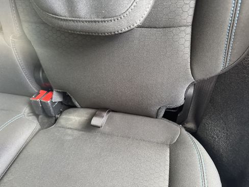 Certified 2022 Jeep Wrangler Unlimited Rubicon 4xe w/ Steel Bumper Group image 41