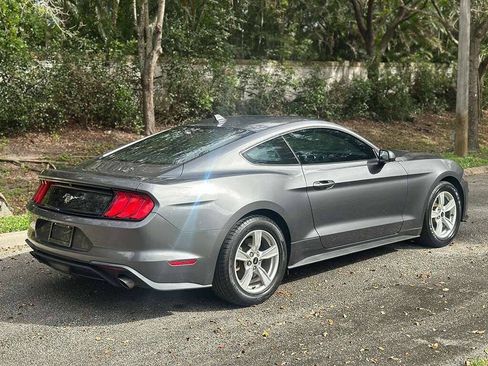 Used 2021 Ford Mustang Coupe RWD image 7