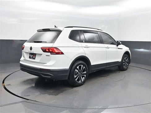 Used 2022 Volkswagen Tiguan S image 33