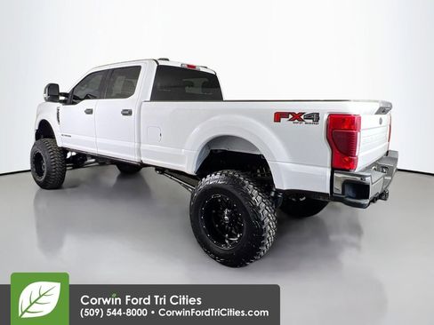 Used 2022 Ford F350 XLT w/ FX4 Off-Road Package image 11