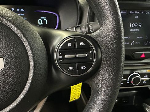 Used 2023 Kia Soul LX FWD image 12