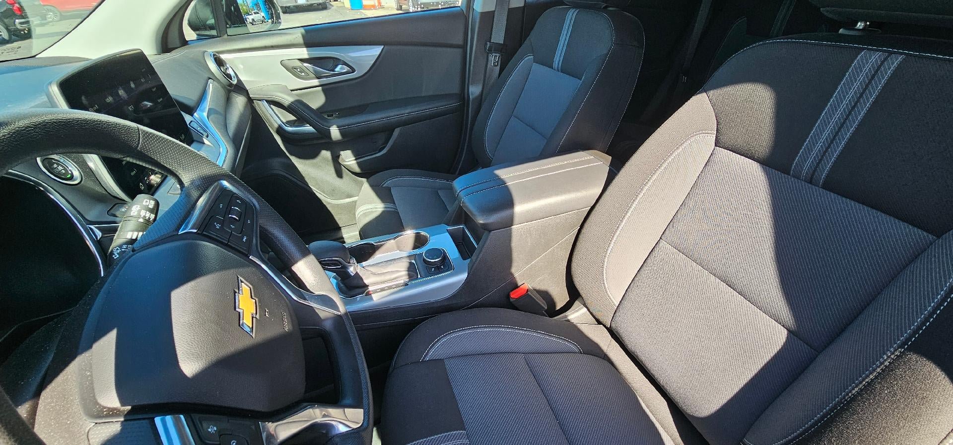 Used 2024 Chevrolet Blazer LT w/ Convenience Package FWD image 10