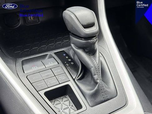 Used 2025 Toyota RAV4 XLE AWD/4WD image 30
