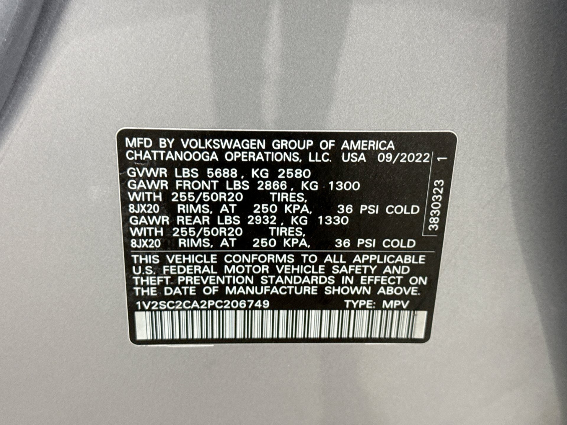 Used 2023 Volkswagen Atlas Cross Sport SEL R-Line AWD/4WD image 25