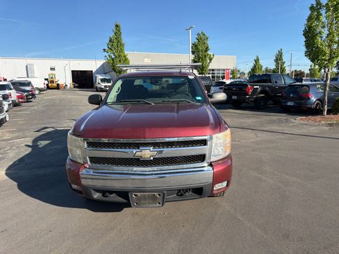 Used 2008 Chevrolet Silverado 1500 LT w/ Power Pack Plus AWD/4WD image 2