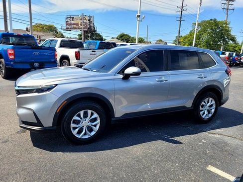 Used 2024 Honda CR-V LX image 8