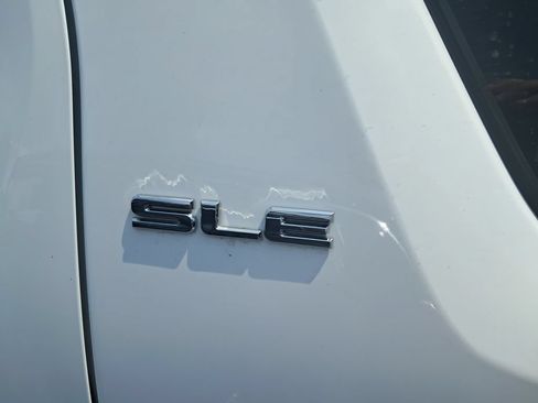 Used 2017 GMC Terrain SLE w/ Chrome Edition FWD image 7