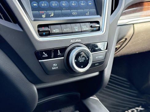 Used 2020 Acura MDX SH-AWD image 5