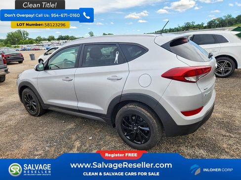 Used 2016 Hyundai Tucson SE w/ Option Group 02 AWD/4WD image 3