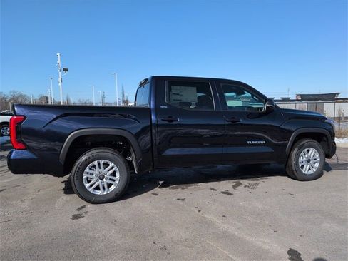 New 2026 Toyota Tundra SR5 image 6