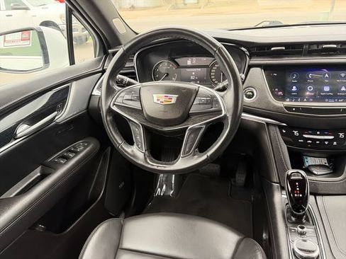 Used 2023 Cadillac XT5 Premium Luxury AWD/4WD image 31
