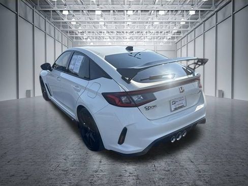 Used 2025 Honda Civic Type R image 3