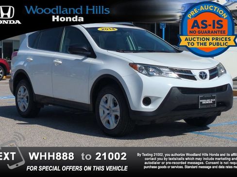 Used 2014 Toyota RAV4 LE AWD/4WD image 3