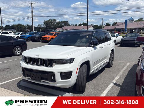 Used 2024 Jeep Grand Cherokee L Overland w/ Luxury Tech Group IV AWD/4WD image 1