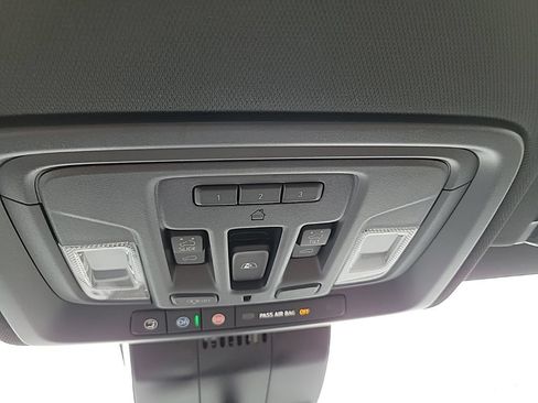 Used 2026 Chevrolet Silverado 1500 High Country w/ High Country Premium Package AWD/4WD image 16