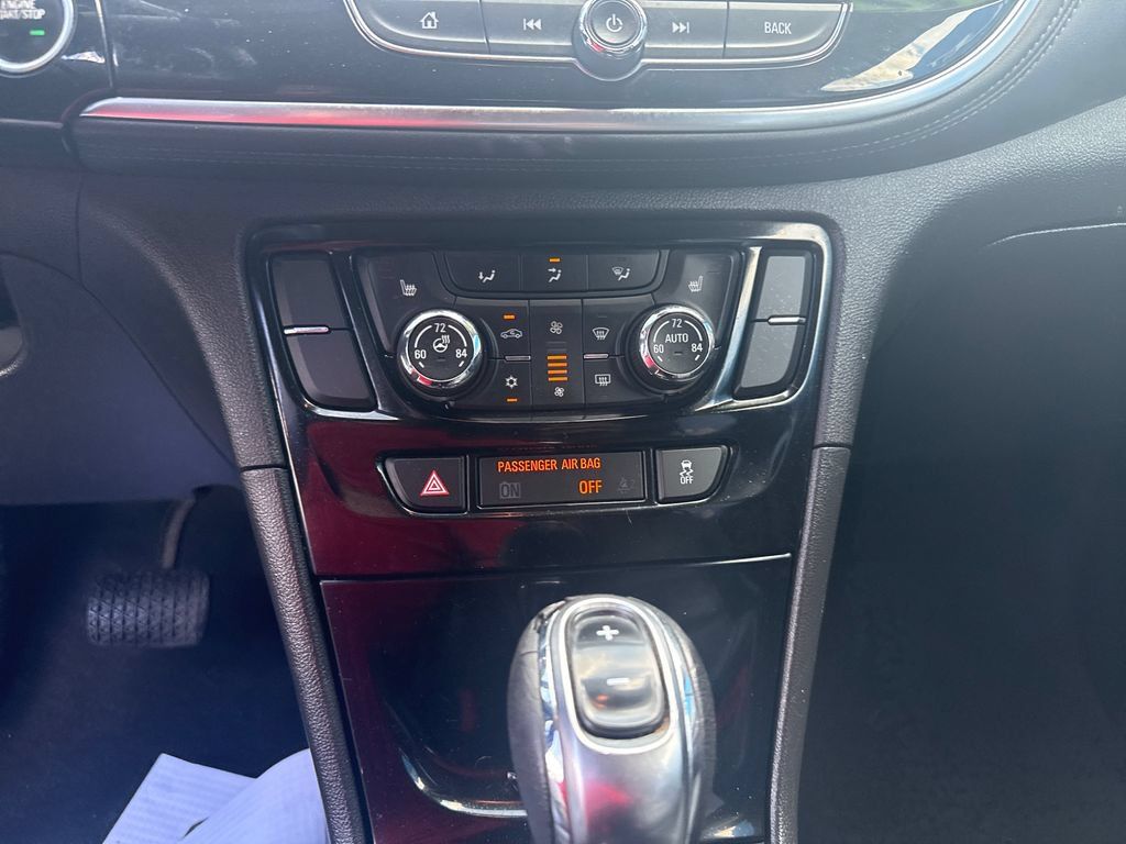 Used 2017 Buick Encore Essence FWD image 21