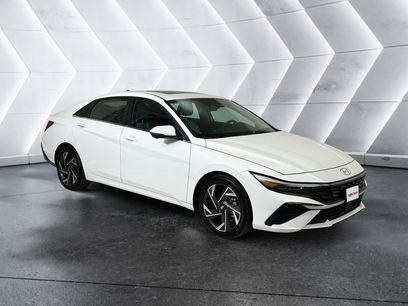 Used 2024 Hyundai Elantra Limited