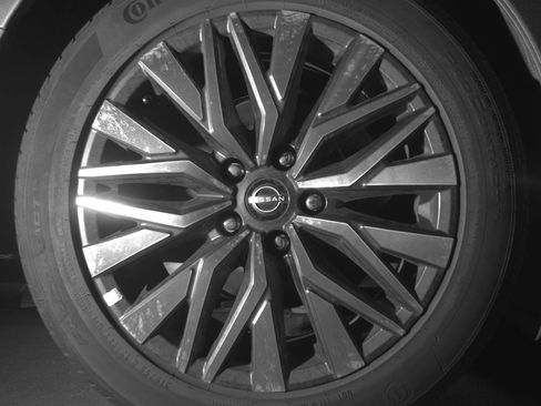 Used 2025 Nissan Altima 2.5 SV image 15