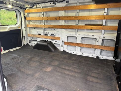 Used 2017 Ford Transit 250 130 Low Roof w/ Exterior Upgrade Package RWD image 21
