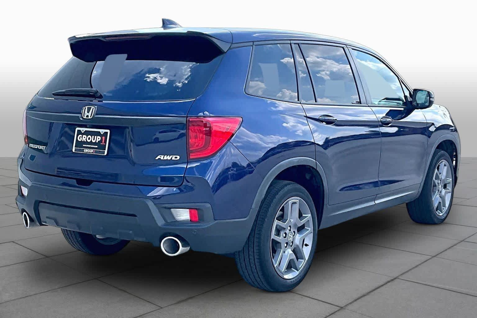 Used 2023 Honda Passport EX-L image 11