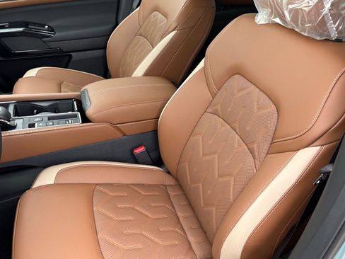 New 2026 Nissan Pathfinder Platinum image 19