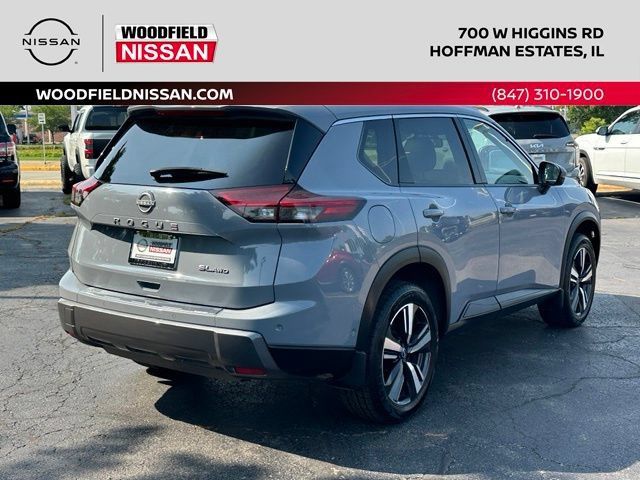 Certified 2025 Nissan Rogue SL w/ SL Premium Package AWD/4WD image 3