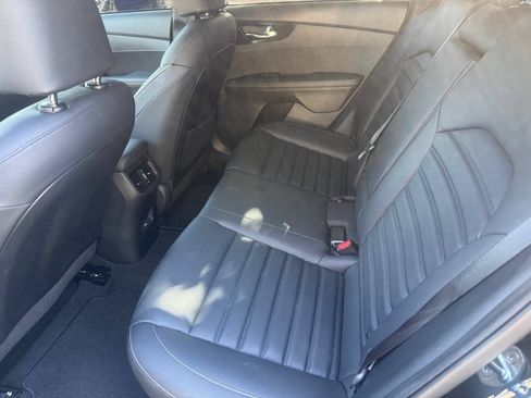 Used 2024 Kia Forte GT-Line w/ GT-Line Premium Package FWD image 17