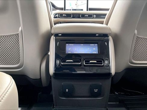 Used 2022 Lincoln Aviator Reserve w/ Elements Package Plus RWD image 33