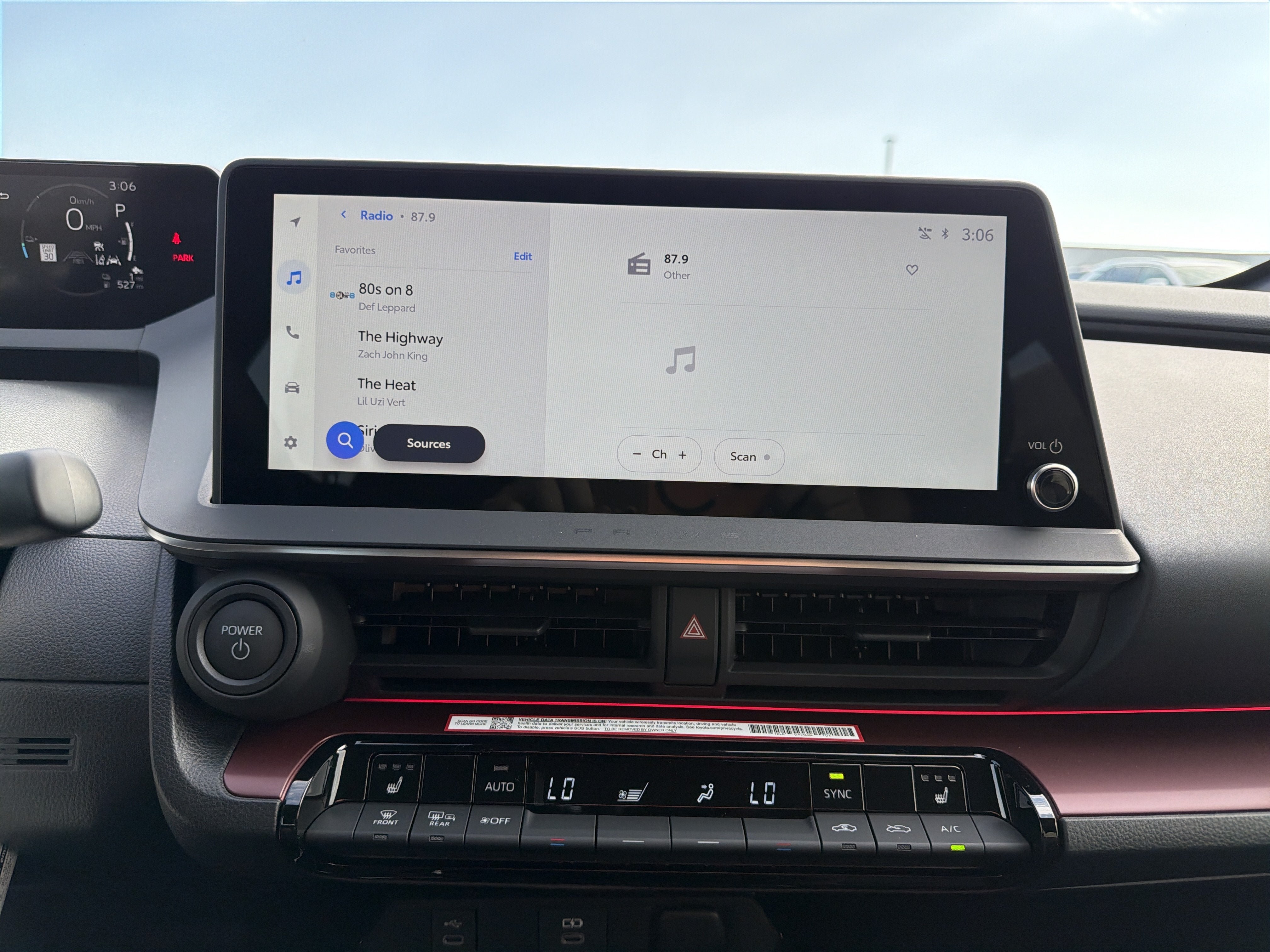 New 2027 Toyota Prius Plug-In Hybrid FWD image 12