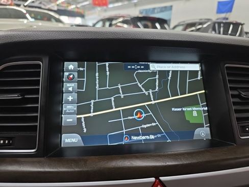 Used 2017 Genesis G80 3.8 w/ Option Group 03 RWD image 9