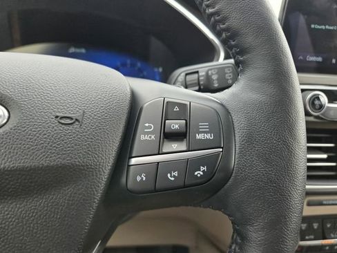 Used 2020 Ford Escape Titanium AWD/4WD image 19