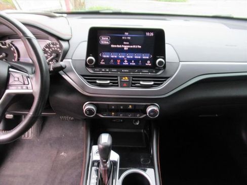 Used 2023 Nissan Altima 2.5 SR image 21