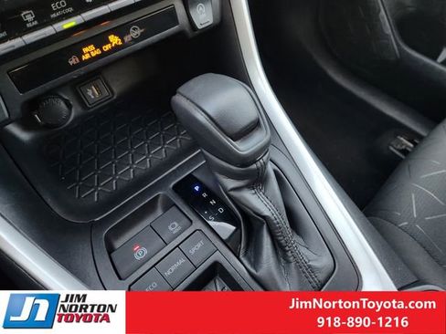 Used 2024 Toyota RAV4 XLE image 22